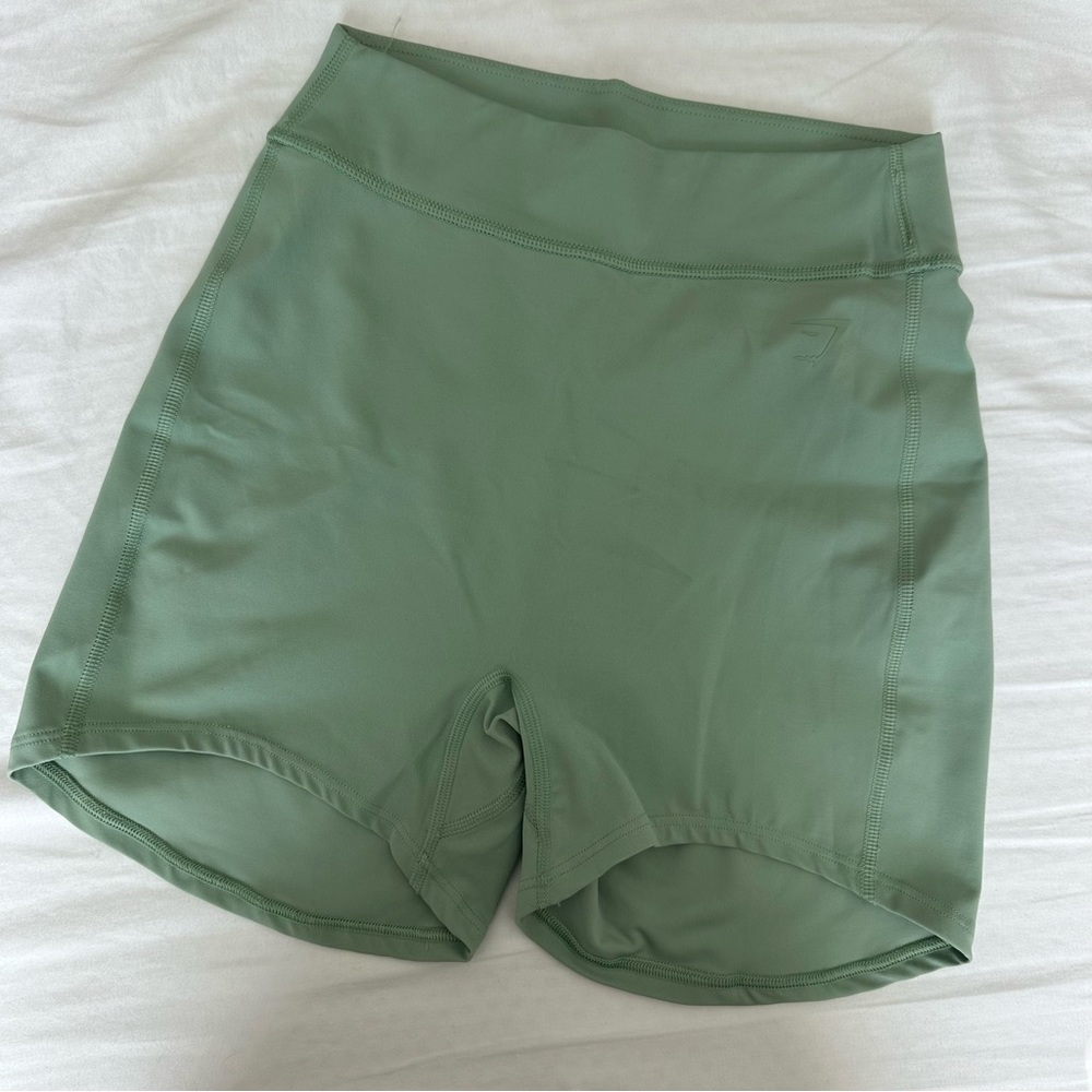 KKFit x Gymshark green shorts small